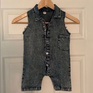 NWOT Kids Romper Unisex Denim Chambray feel